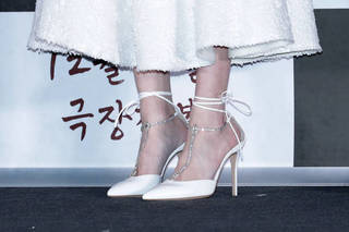 Kim Go-eun feet photo 12