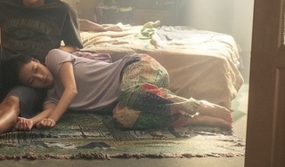 Kim Go-eun feet photo 3