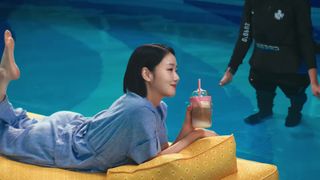 Kim Go-eun feet photo 2