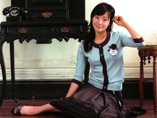 Kim Hee-seon feet photo 16