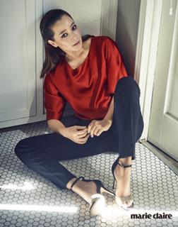 Kim Hee-seon feet photo 12