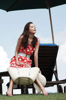 Kim Hee-seon feet photo 14