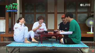 Kim Hee-seon feet photo 17