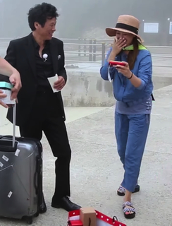 Kim Hee-seon feet photo 14