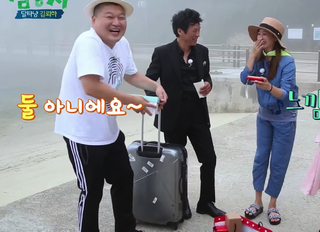 Kim Hee-seon feet photo 13