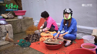 Kim Hee-seon feet photo 3