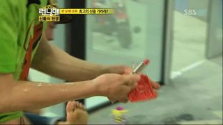 Kim Hee-seon feet photo 5