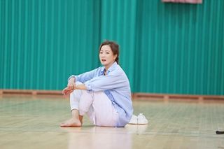 Kim Hee-seon feet photo 3
