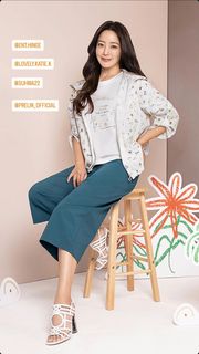 Kim Hee-seon feet photo 1