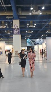 Kim Hee-seon feet photo 5