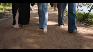 Kim Hee-seon feet photo 14