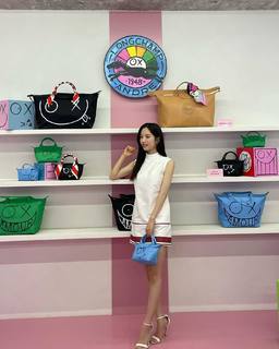 Kim Ji Yeon feet photo thumbnail