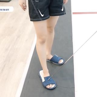 Kim Ji Yeon feet photo thumbnail