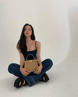 Kim Ji Yeon feet photo thumbnail