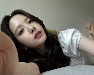 Kim Ji Yeon feet photo thumbnail
