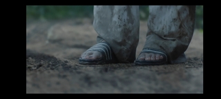 Kim Ji-won feet photo thumbnail