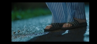 Kim Ji-won feet photo thumbnail
