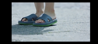 Kim Ji-won feet photo thumbnail