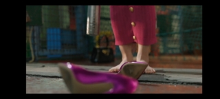 Kim Ji-won feet photo thumbnail