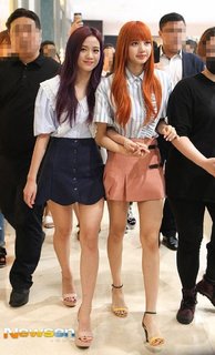 Kim Jisoo feet photo 7