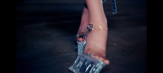 Kim Jisoo feet photo 6