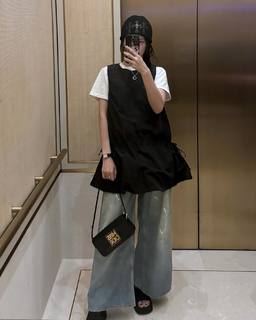 Kim Jisoo feet photo 4