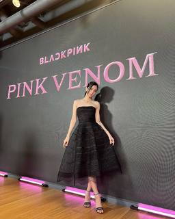 Kim Jisoo feet photo 3