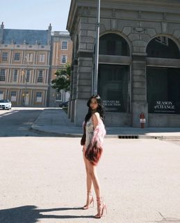 Kim Jisoo feet photo 8