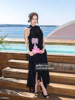 Kim Jisoo feet photo 17