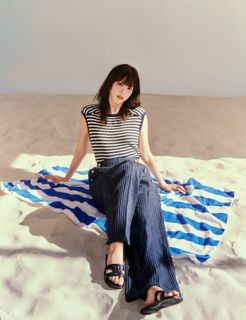 Kim Jisoo feet photo 4
