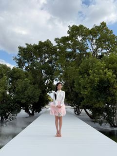 Kim Jisoo feet photo 8