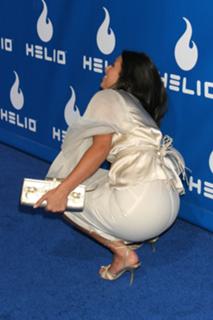 Kim Kardashian feet photo thumbnail