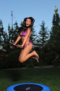 Kim Kardashian feet photo thumbnail