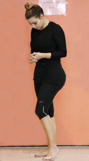 Kim Kardashian feet photo thumbnail