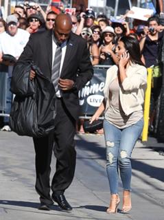 Kim Kardashian feet photo thumbnail