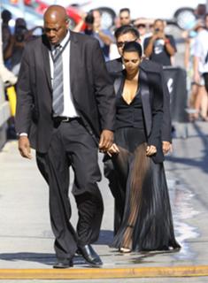 Kim Kardashian feet photo thumbnail