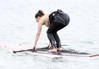 Kim Kardashian feet photo thumbnail