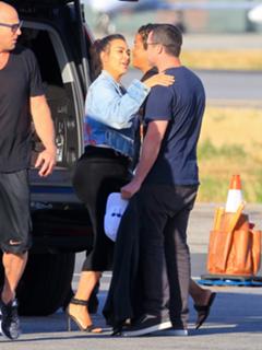 Kim Kardashian feet photo thumbnail