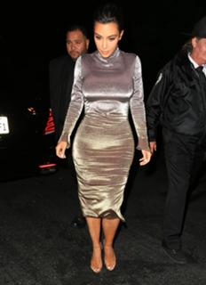 Kim Kardashian feet photo thumbnail