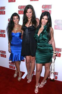 Kim Kardashian feet photo thumbnail