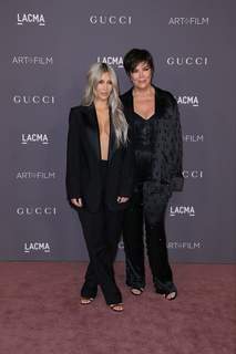 Kim Kardashian feet photo thumbnail