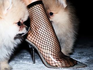 Kim Kardashian feet photo thumbnail