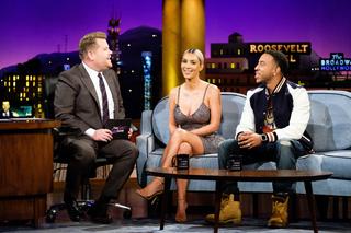 Kim Kardashian feet photo thumbnail