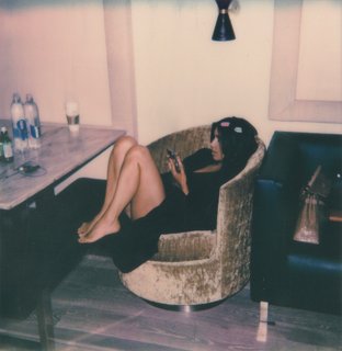 Kim Kardashian feet photo thumbnail