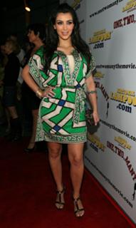 Kim Kardashian feet photo thumbnail