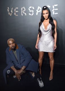 Kim Kardashian feet photo thumbnail