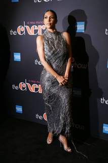 Kim Kardashian feet photo thumbnail