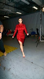 Kim Kardashian feet photo thumbnail