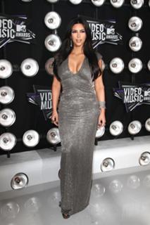 Kim Kardashian feet photo thumbnail