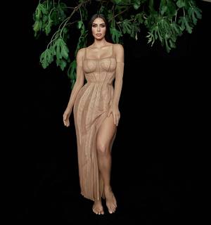 Kim Kardashian feet photo thumbnail